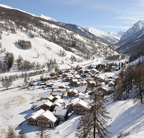 Pragelato Ski Jumping Hotel Bagian luar foto