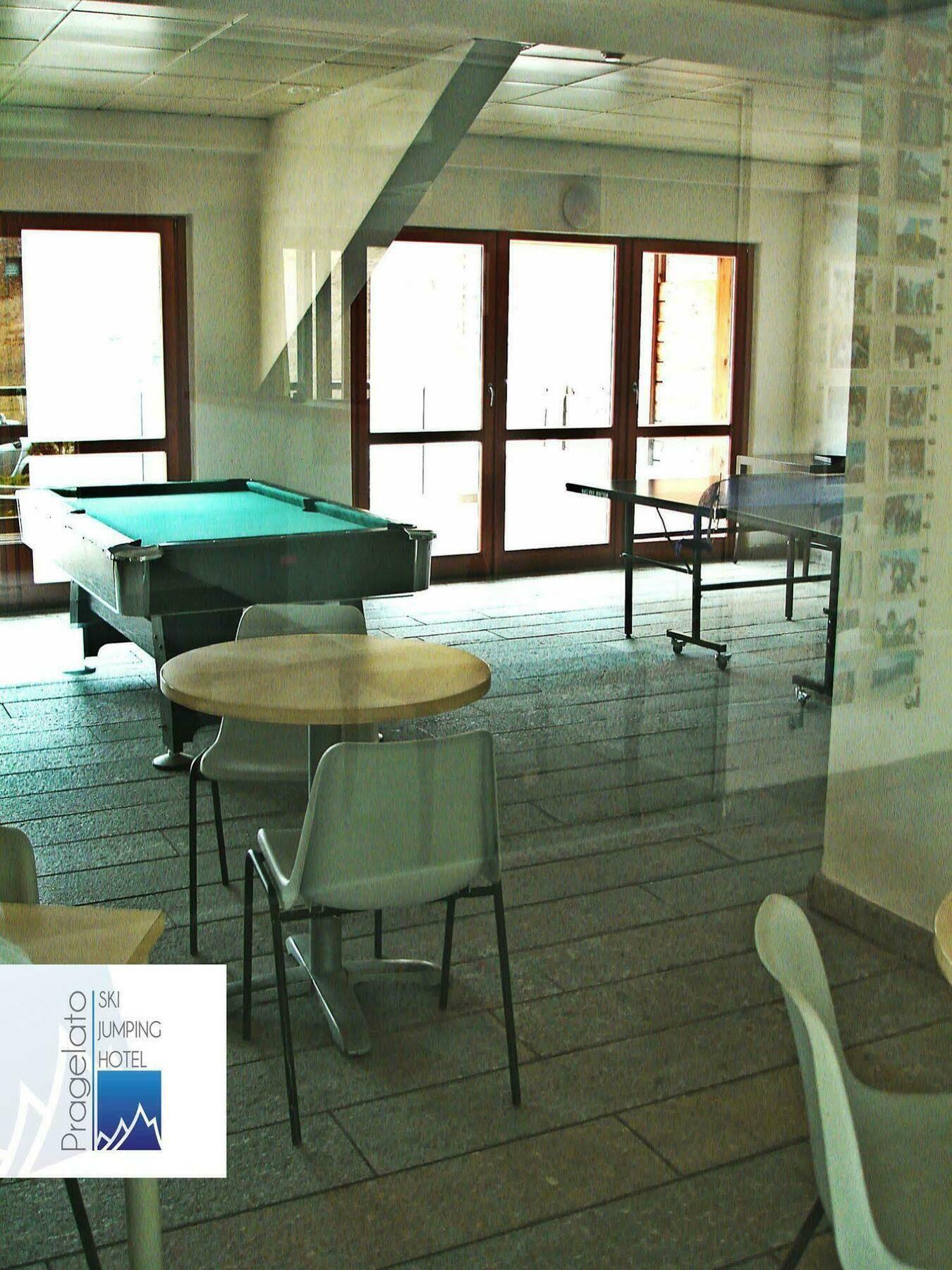 Pragelato Ski Jumping Hotel Bagian luar foto